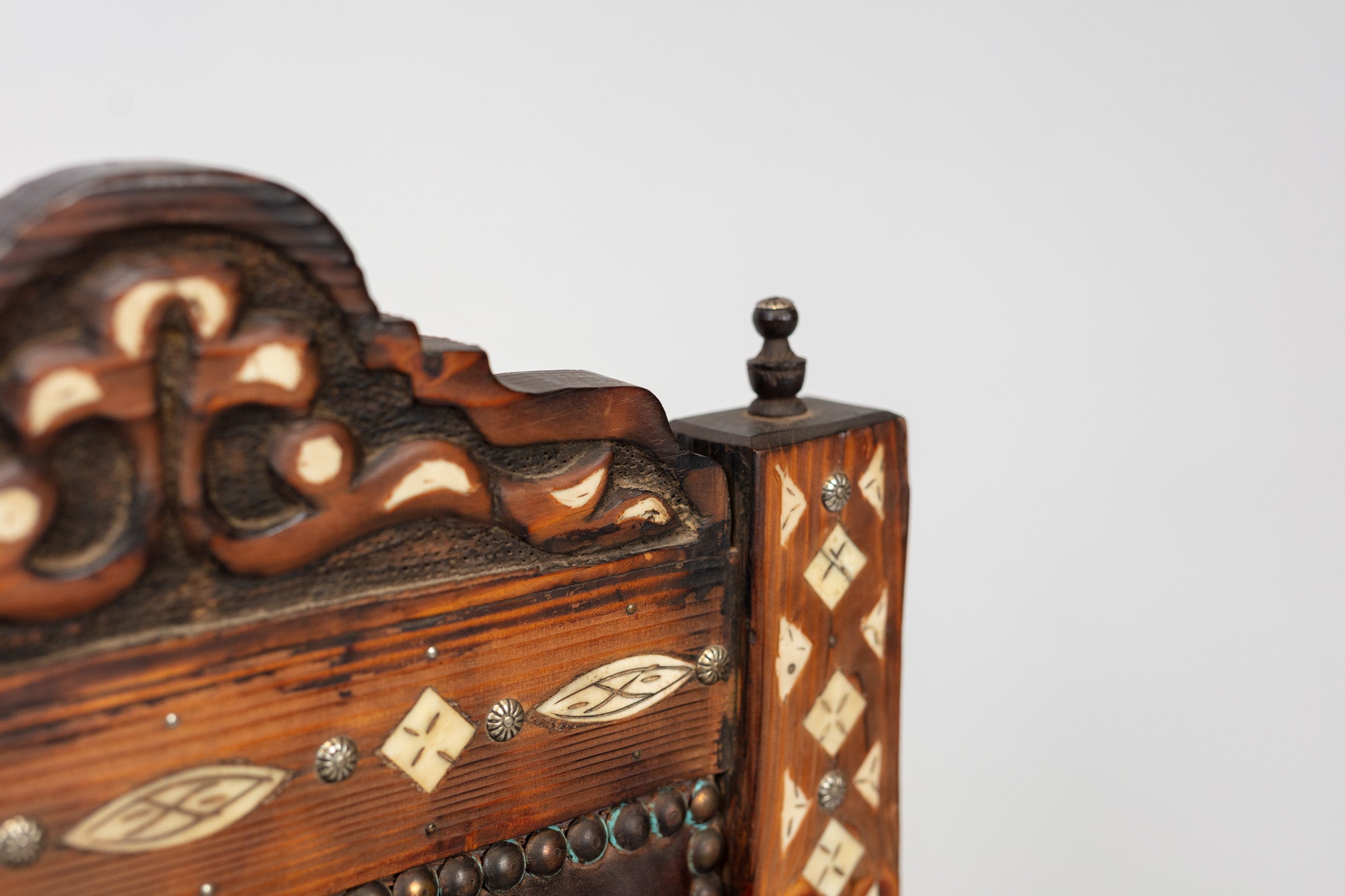 Handcrafted Inlay Leather Chair
