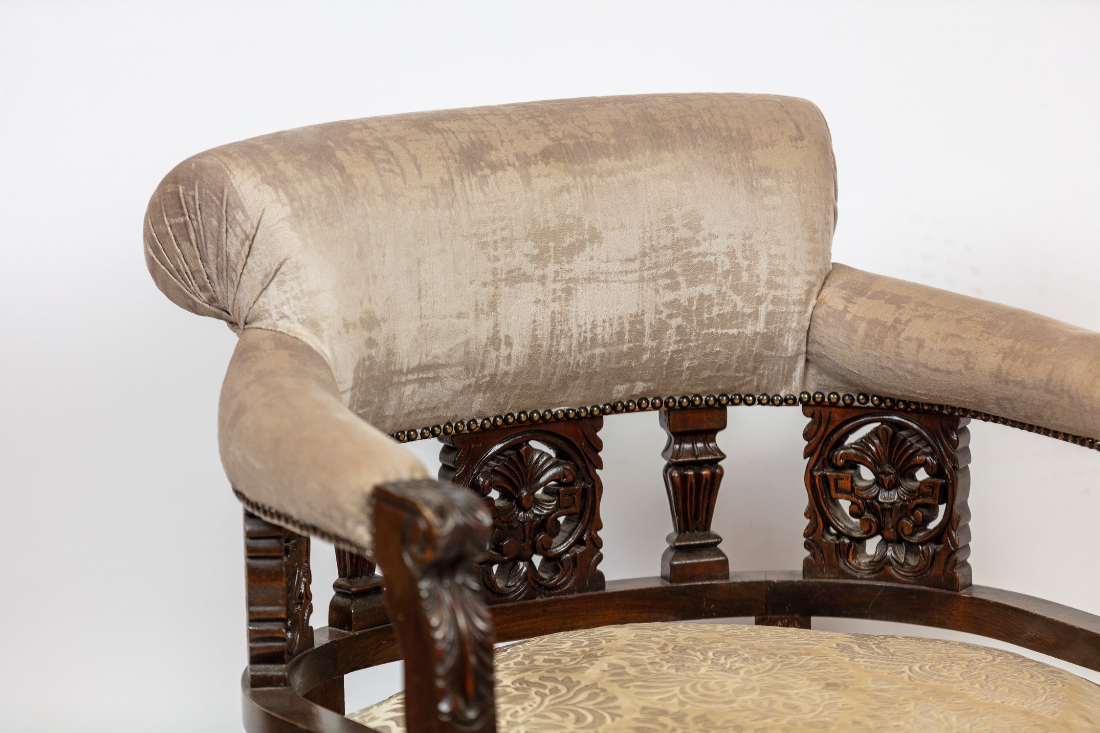 Antique Carved Gondola Chair