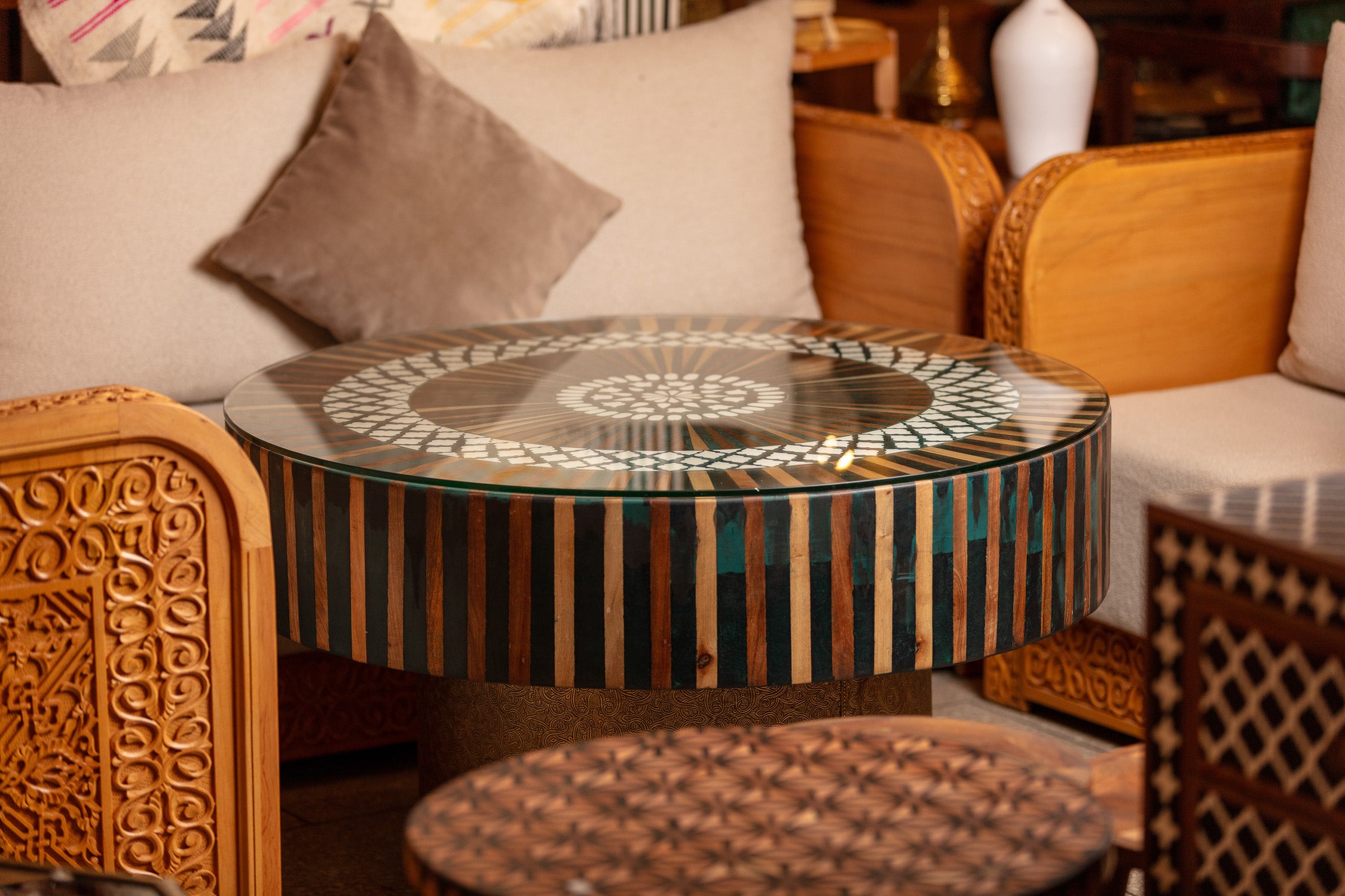 Heritage Round Walnut & Resin Table
