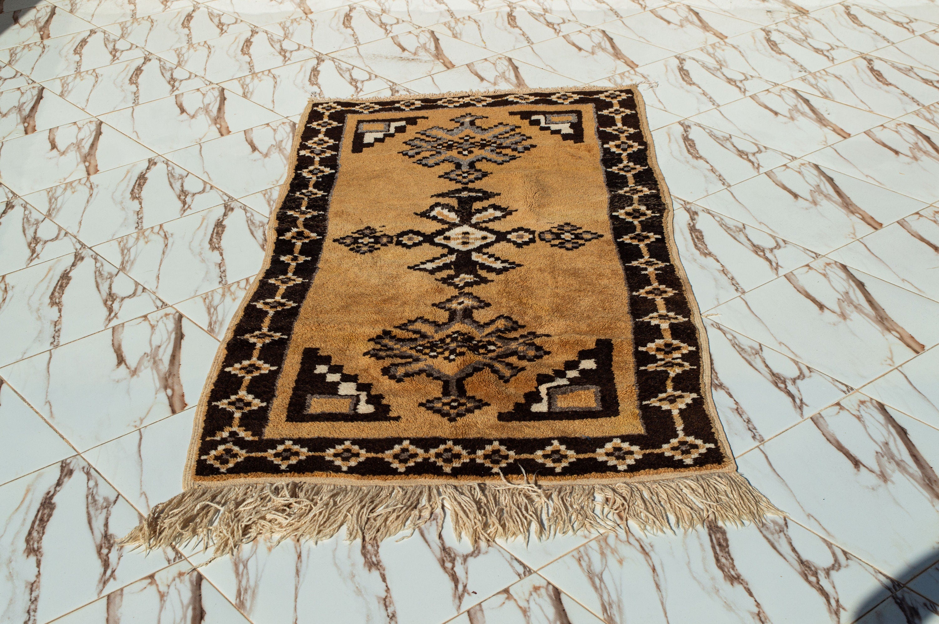 Vintage Amber Moroccan Medallion Rug