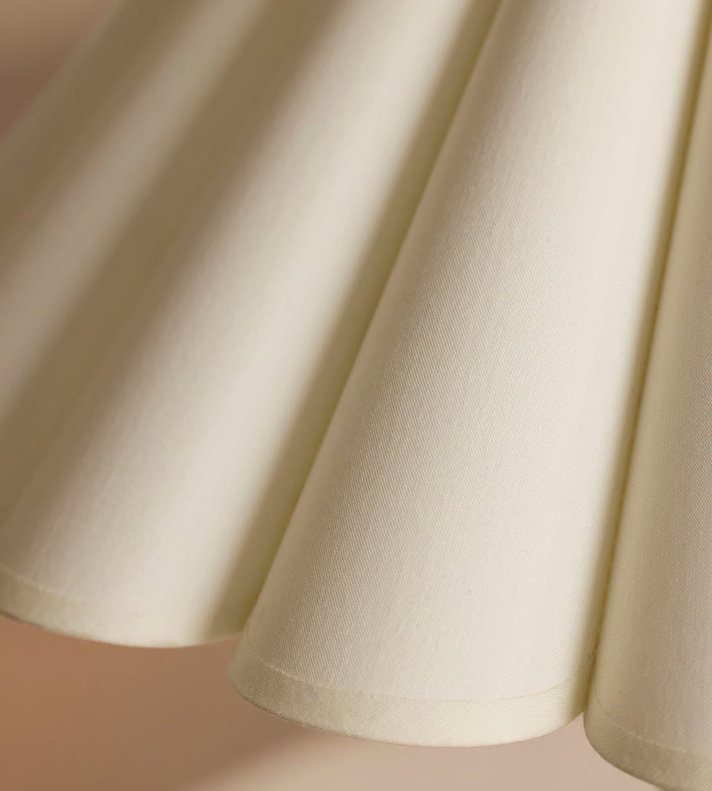 Classic Pleated Shade Green Wood Lamp