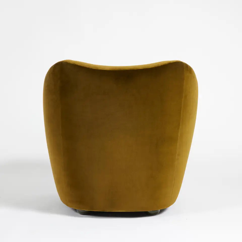 Luxurious Moss Green Velvet Barrel Chair