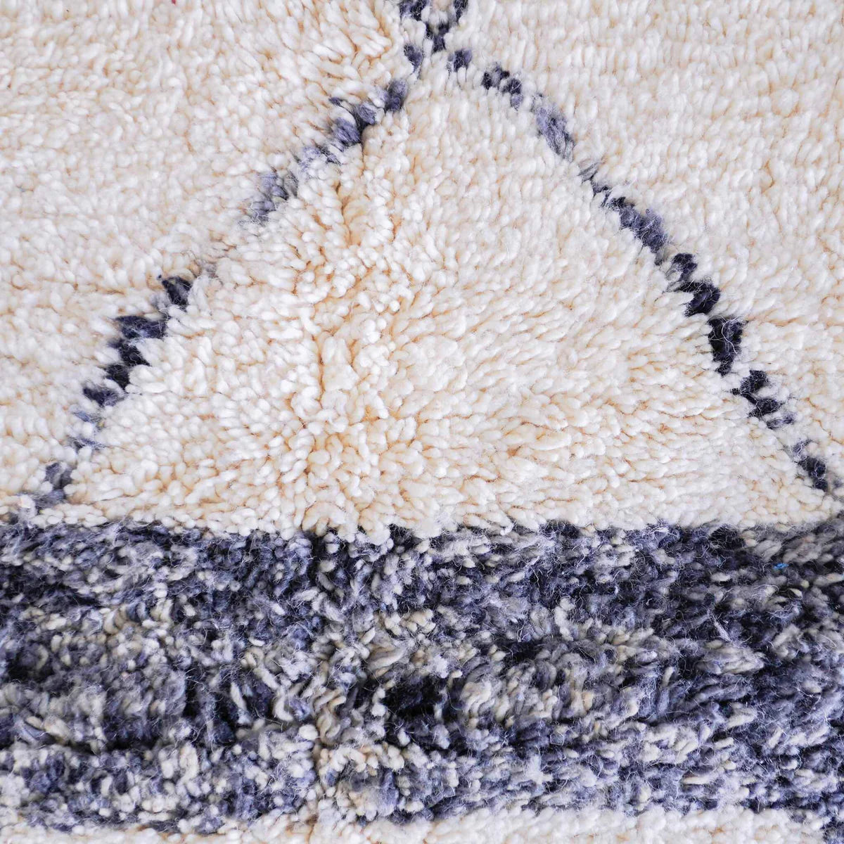 Minimalist Cream Trellis Berber Rug