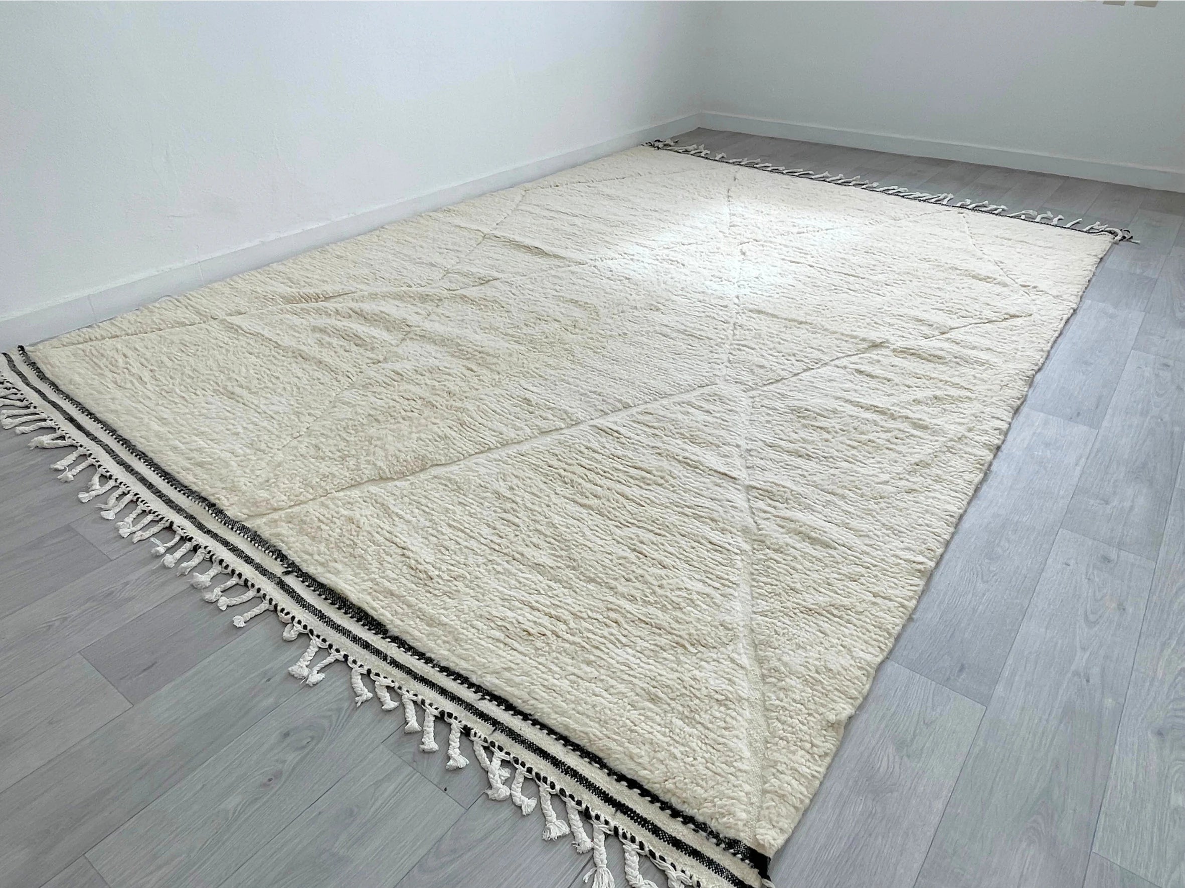 Minimalist Cream Diamond Relief Rug