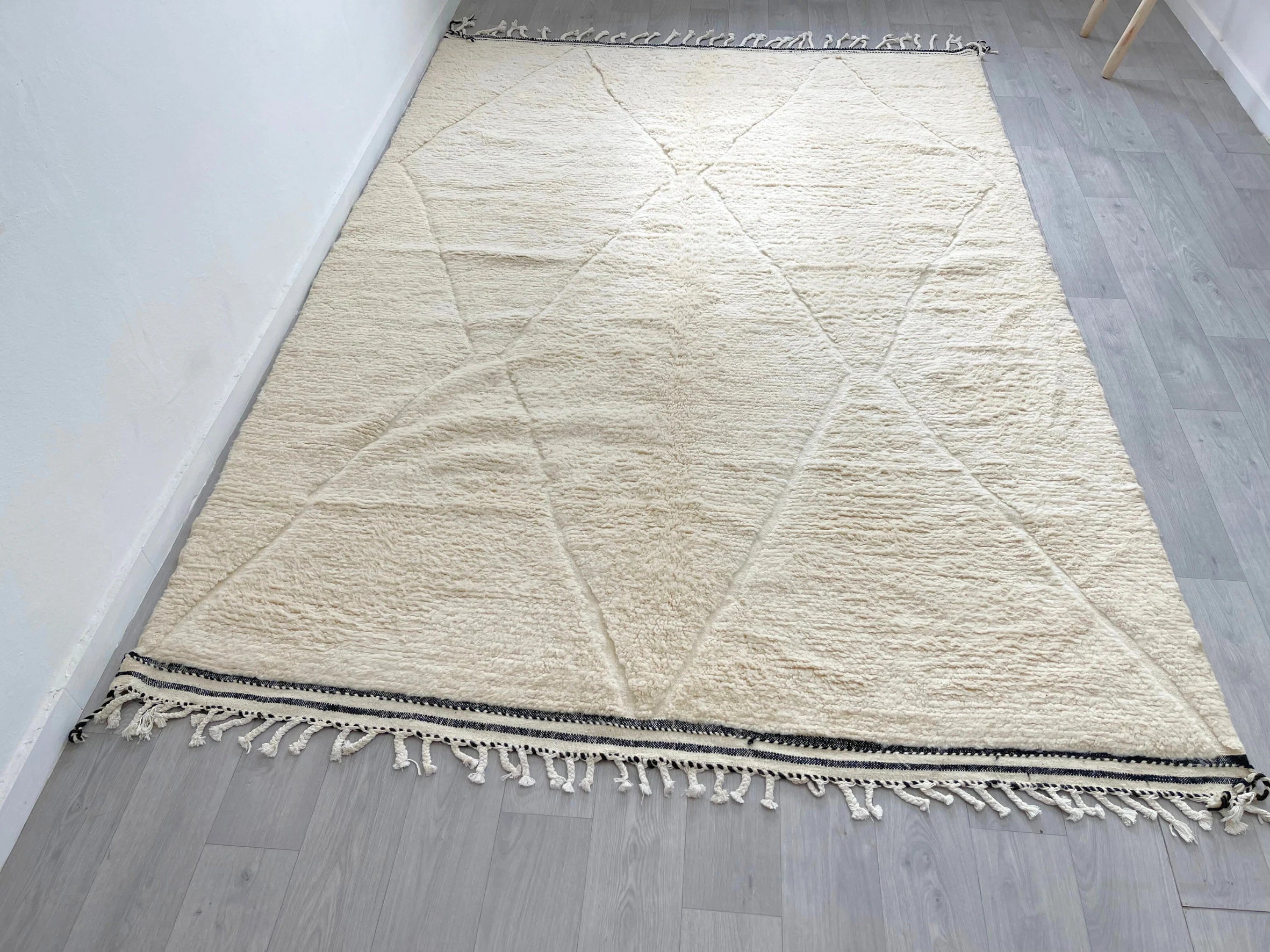 Minimalist Cream Diamond Relief Rug