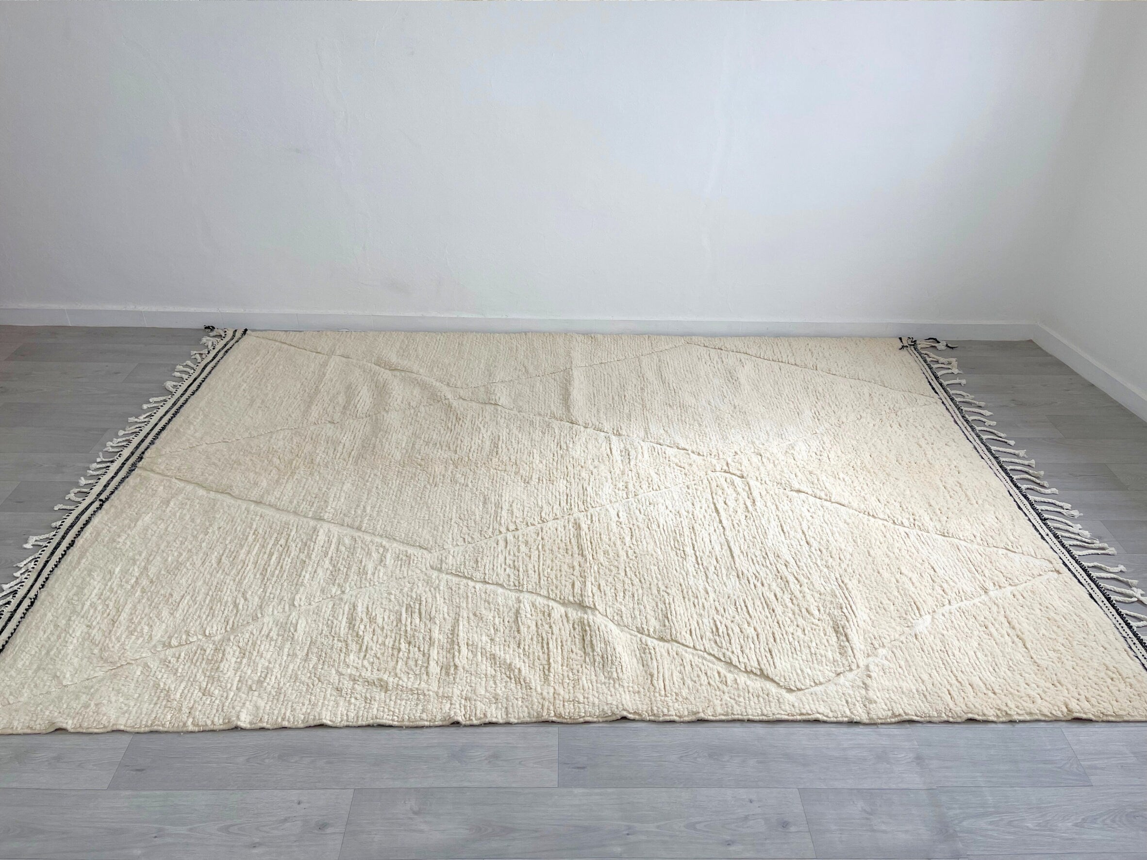 Minimalist Cream Diamond Relief Rug