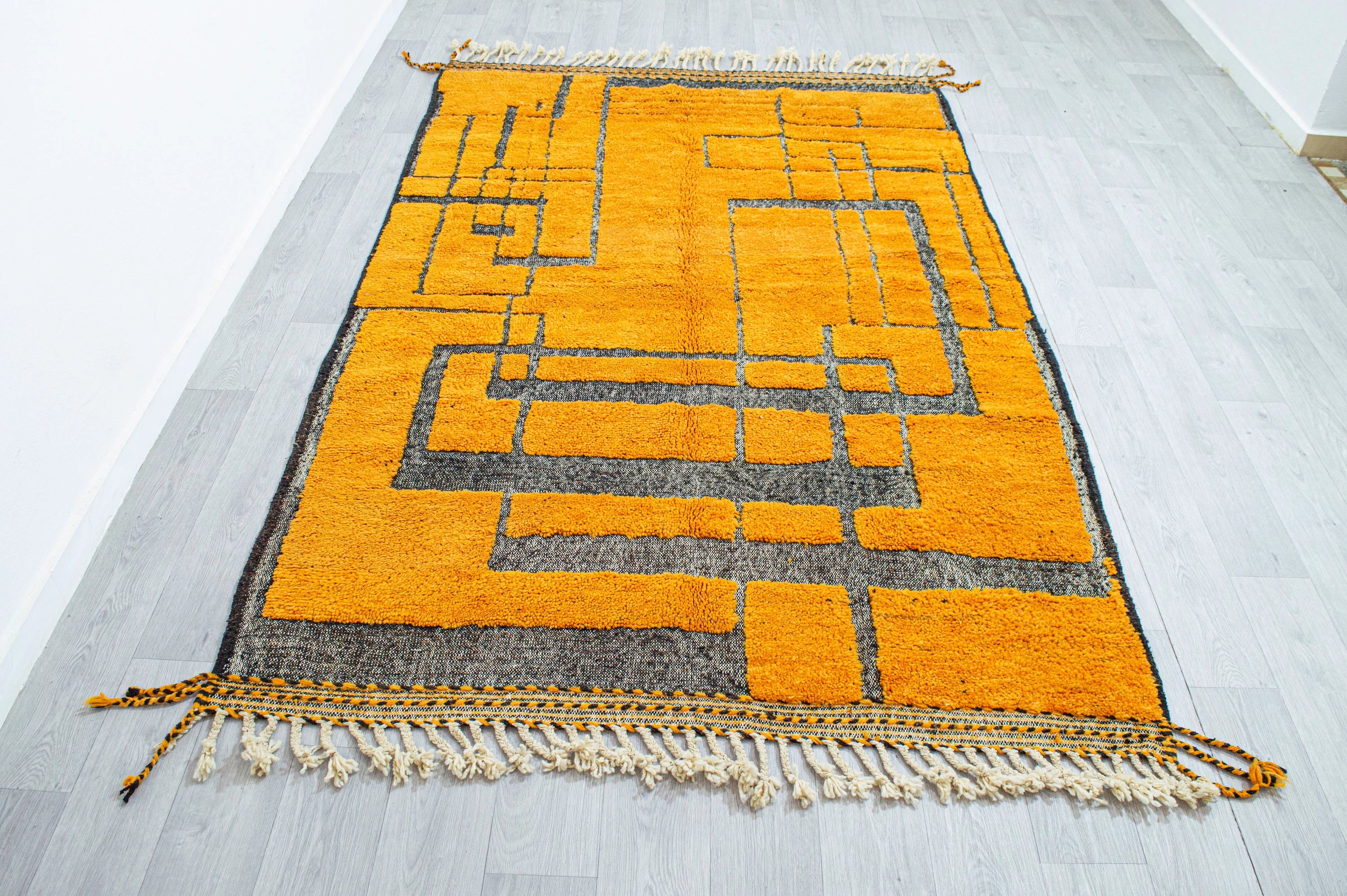 Modern Mustard Geometric Abstract Rug