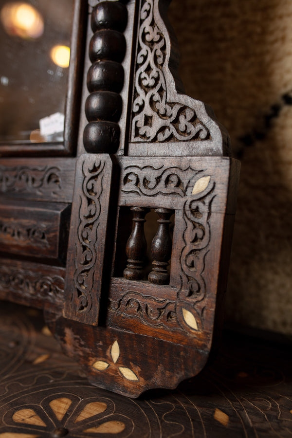 Inlay Dresser & Arched Mirror Set