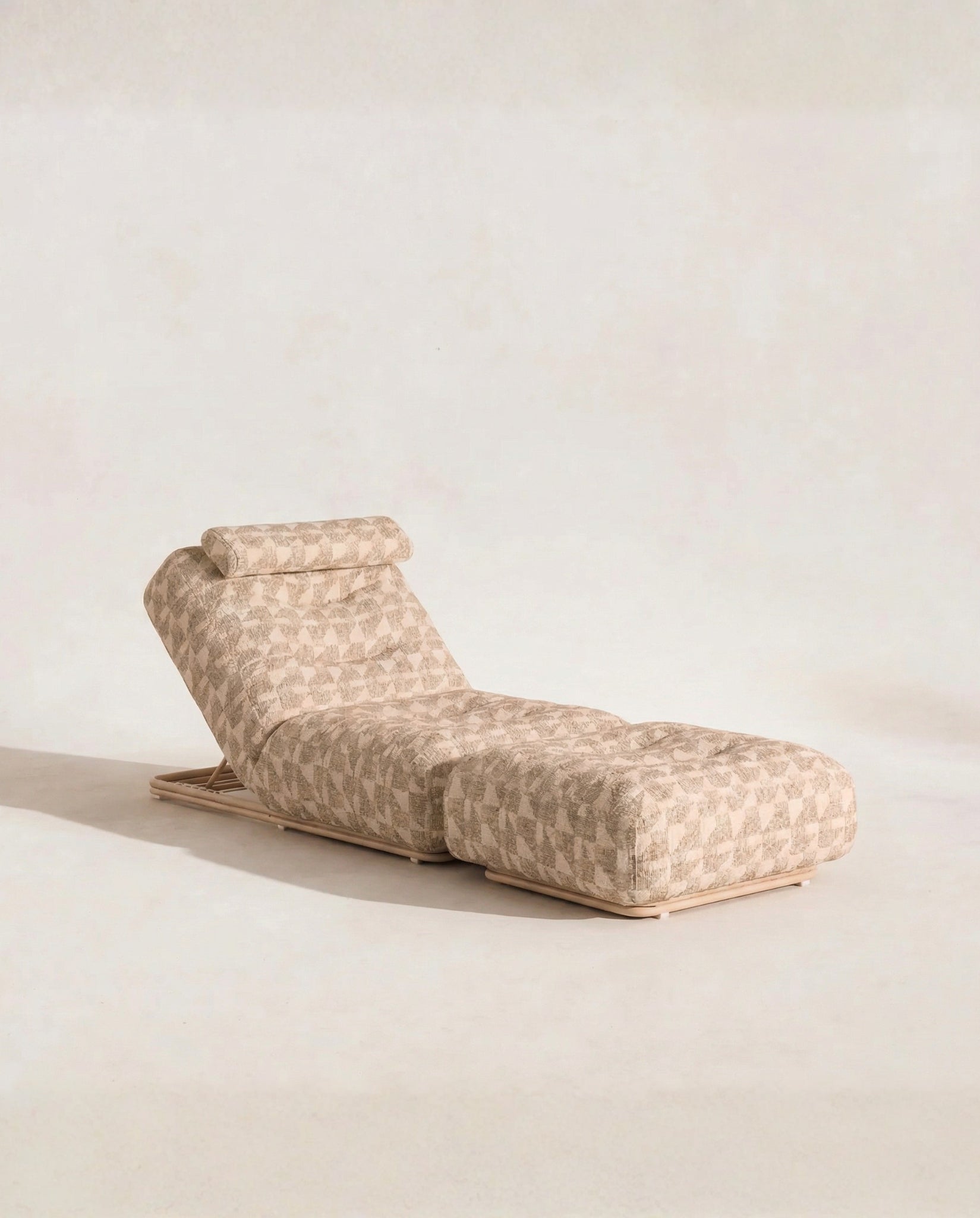 Geometric Jacquard Chaise Lounge